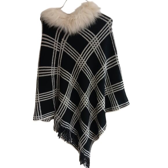 Dashing Pancho, Womens Size Small, Black White, Fauz Fur Sweater, EUC - Picture 2 of 5